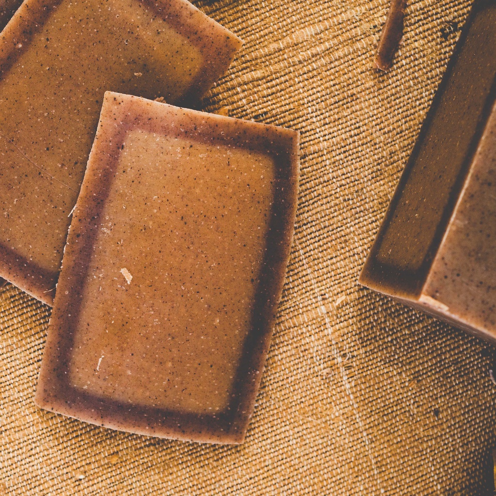 Xà phòng handmade Green Garden nguyên khối 16 loại  1.4 kg -  Bao bì giấy 100%