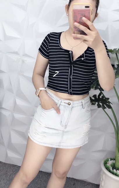 Áo croptop body cài nút( hình chụp thật 100%) size 40-56kg