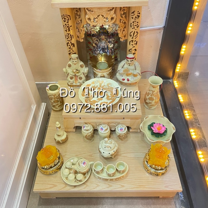 Bộ đồ thờ thần tài màu vàng ánh kim