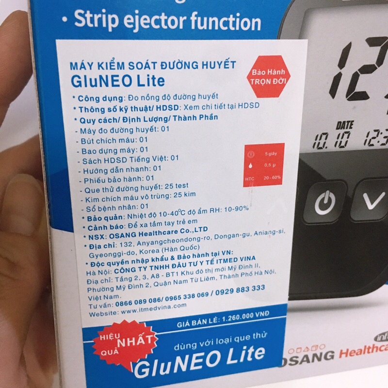 Máy đo đường huyết Gluneo Lite (quà tặng sữa Glucerna)