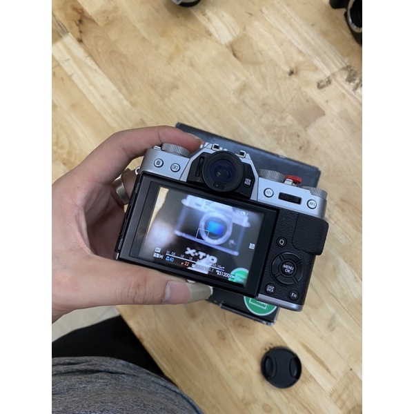 Máy ảnh Fuji XT-10 kèm 15-45oss