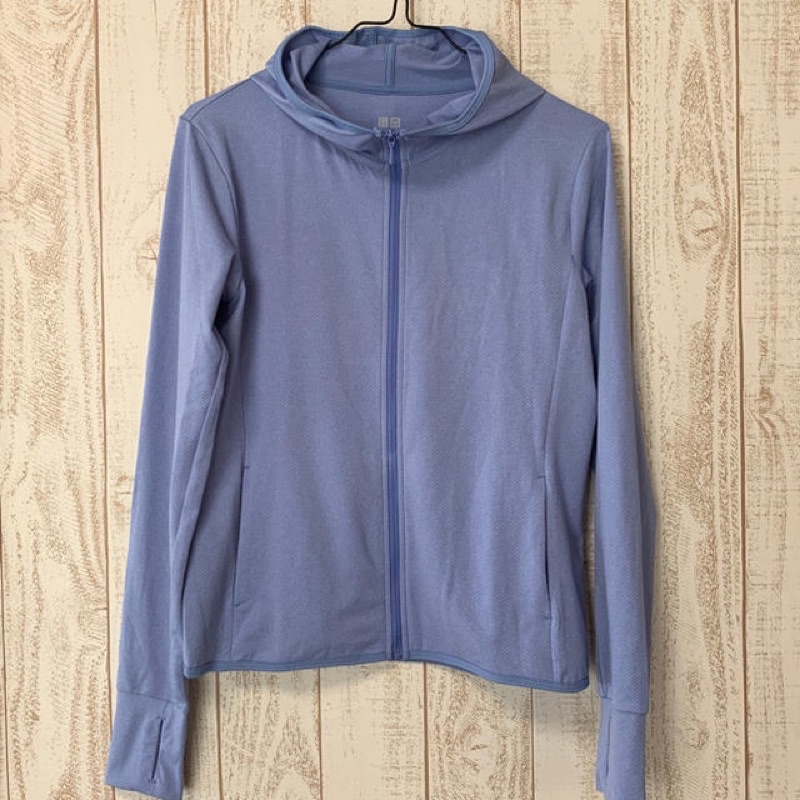 Áo chống nắng UNIQLO