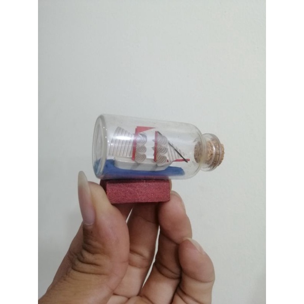THUYỀN BUỒN TRONG CHAI THỦY TINH 2 SIZE NHỎ