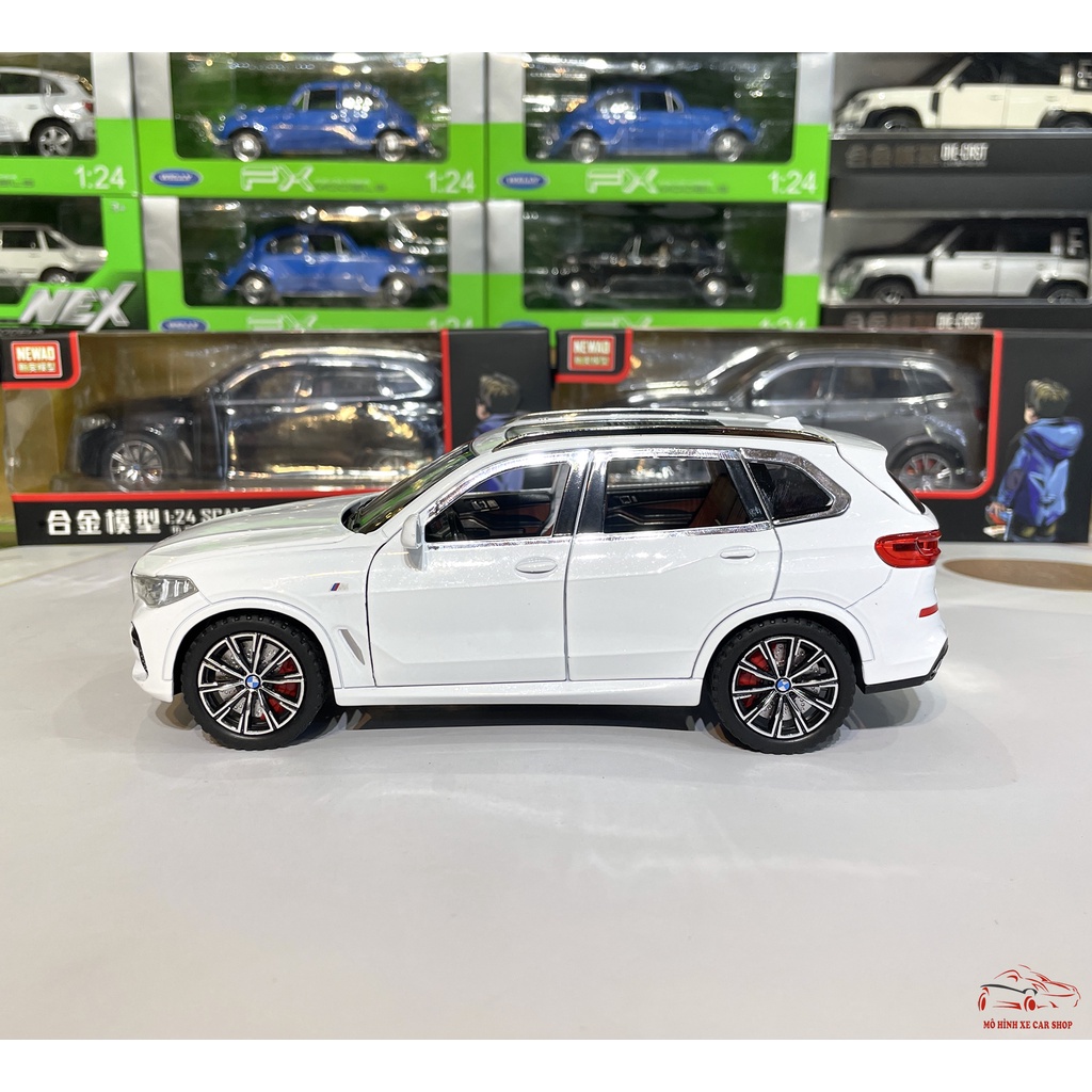 Mô hình xe ô tô hợp kim BMW X5 Driver tỉ lệ 1:24 đánh lái, bấm còi hãng Newao 3 màu
