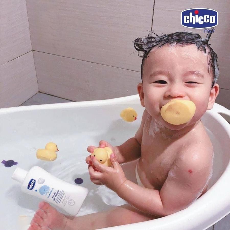 Sữa tắm gội Chicco