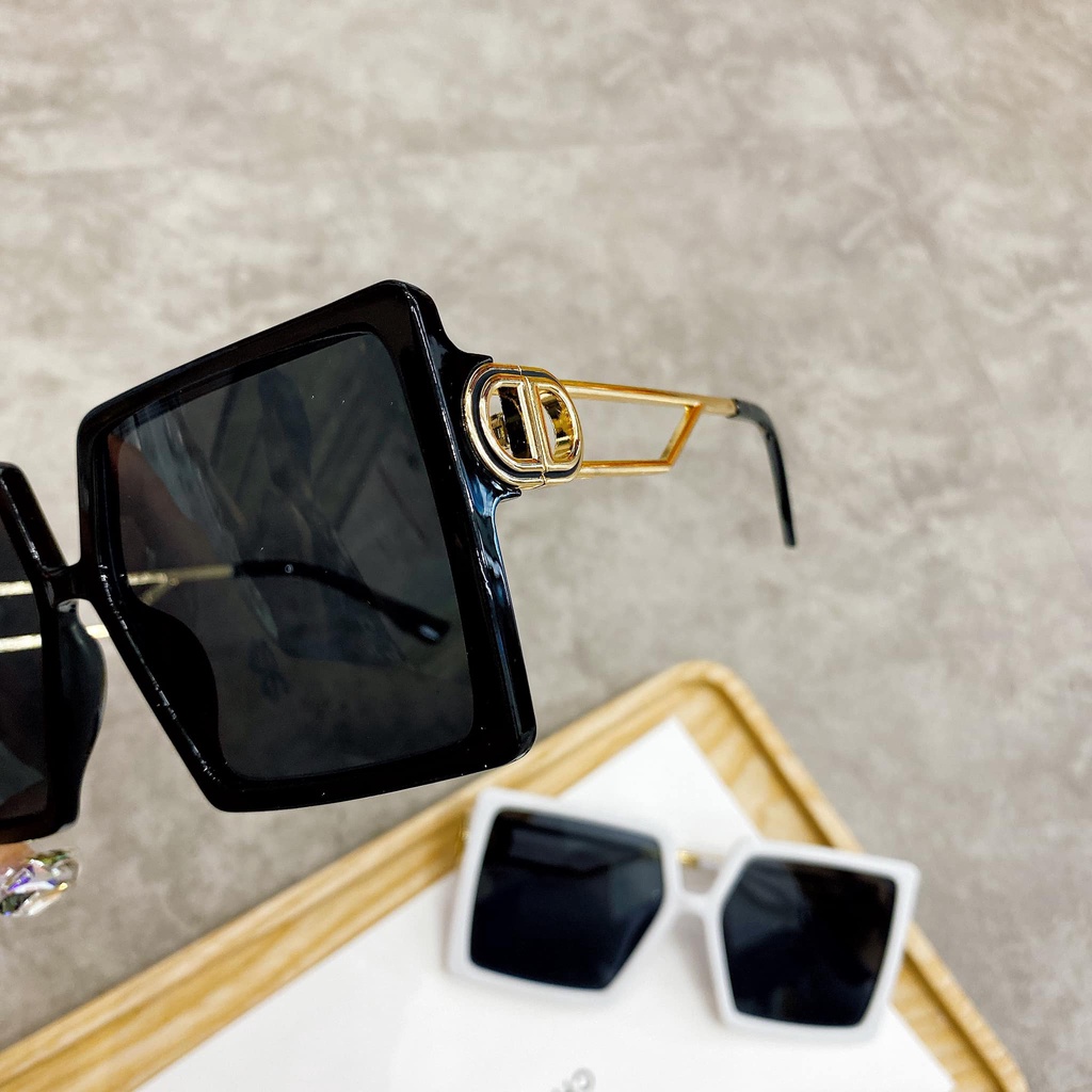 Kính mắt thời trang TINA bản to ,phong cách sang chảnh ,trẻ trung,MK01