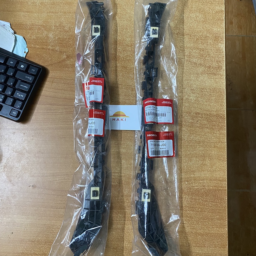 Pát đỡ cản sau Honda City 2016-2017 chính hãng: đệm đỡ cản sau Honda City 2014-2020 71593T9AJ00 và 71598T9AJ00