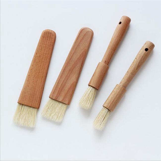 Cọ phết dầu nướng bánh/BBQ cán gỗ tiện dụng