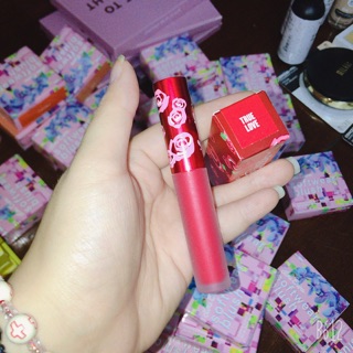 SON KEM LIME CRIME VELVETINES.