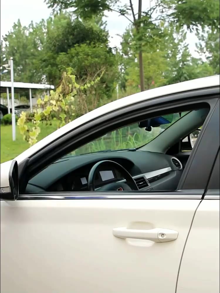 Chai Xịt Phục Hồi Cao Su Ron Cửa Korper