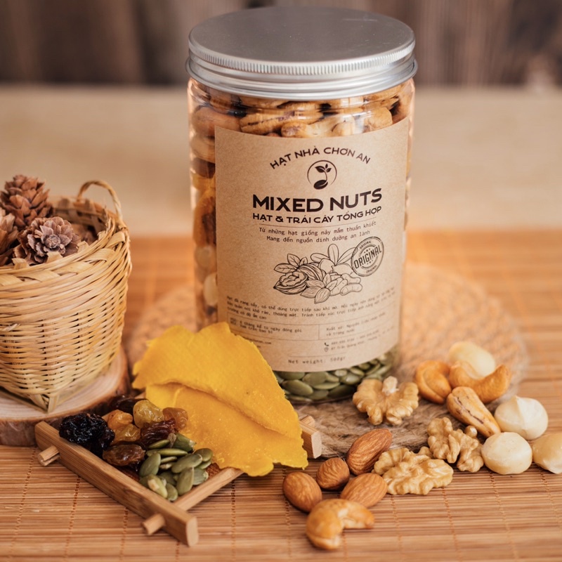 Hạt dinh dưỡng mix 7 loại hạt macca, óc chó, hạnh nhân, hạt điều, nho khô, bí xanh, xoài sấy dẻo nhà Chơn An