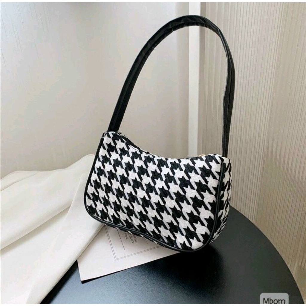 Túi kẹp nách nữ túi đeo vai họa tiết caro hot trend 2023