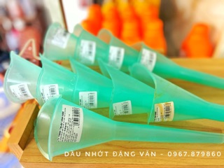 Phễu dụng cụ thay Nhớt cho các loại xe