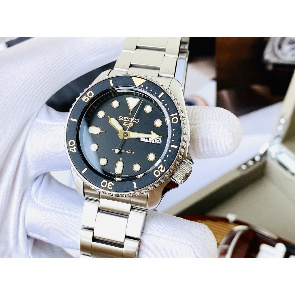 Đồng hồ nam dây thép Seiko 5 Sport New Style SRPD57K1