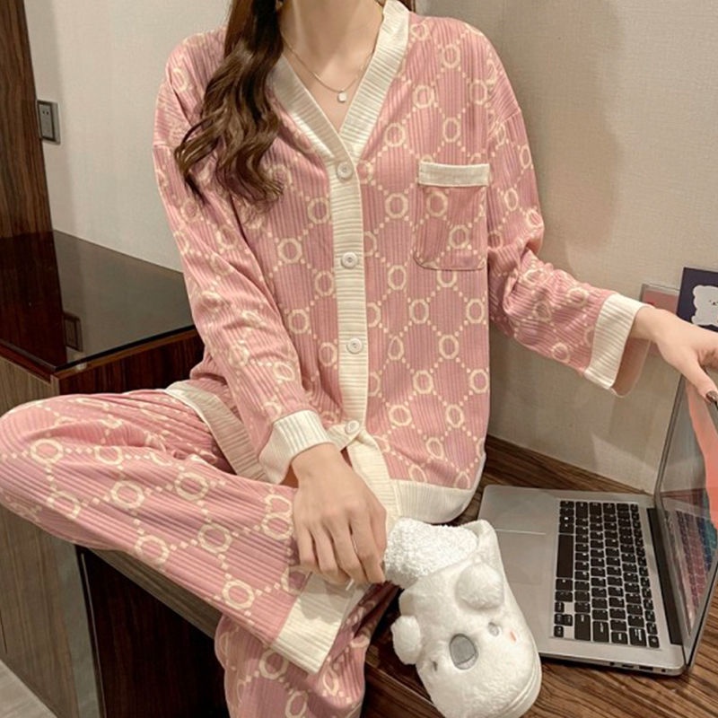 Long-sleeved pajamas for women in spring and autumn 2022 net red sweet cardigan leisure senior sense home clothes cotton can be worn outside