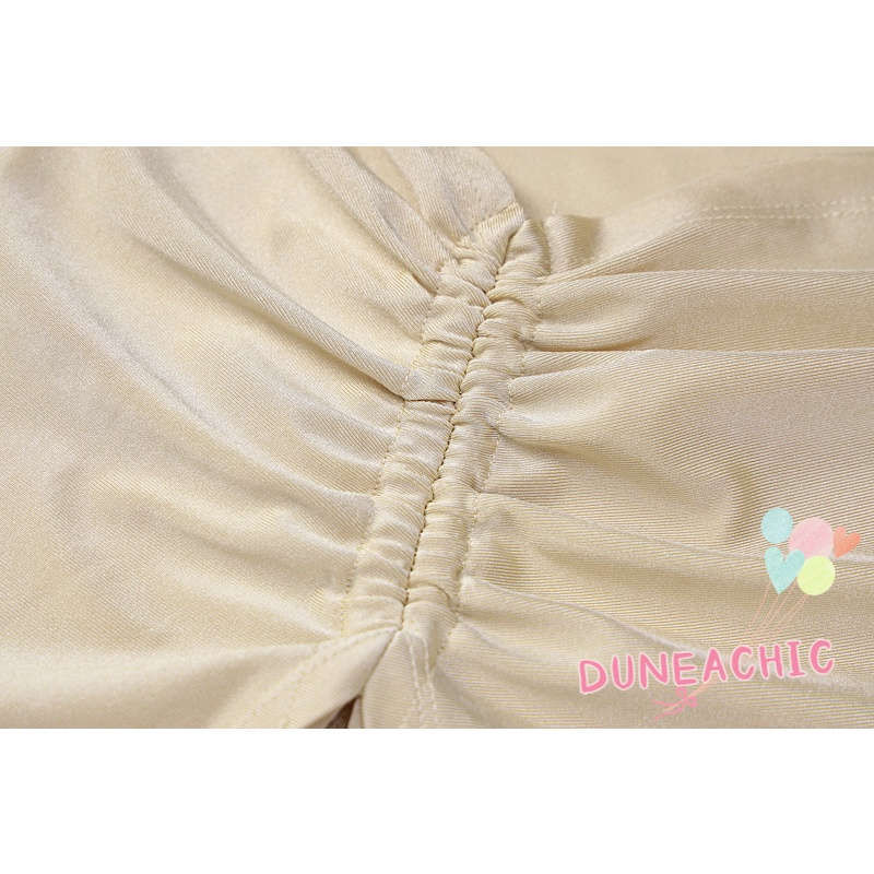 Đầm DUNEA cổ yếm thiết kế khoét lỗ phong cách quyến rũ