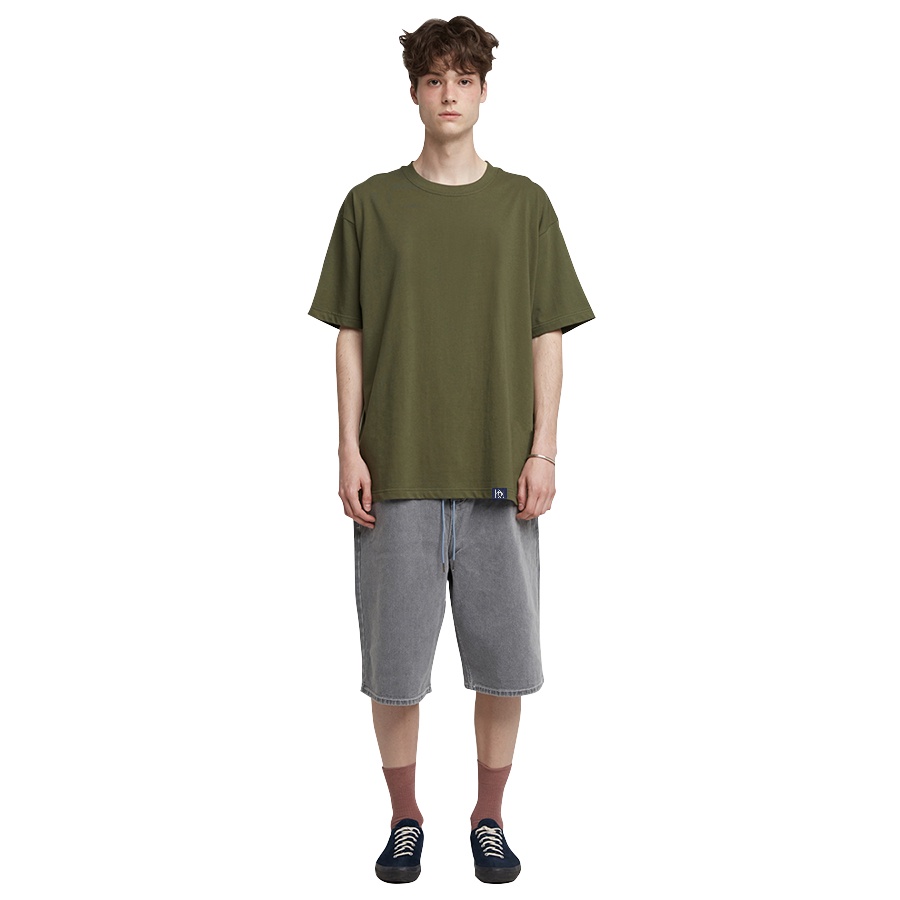 Áo Thun Xanh Lá Đậm Basic Standard Tee Phông Trơn Nam Nữ Unisex Tay Ngắn Oversize Form Rộng Màu Xanh Rêu Maverick
