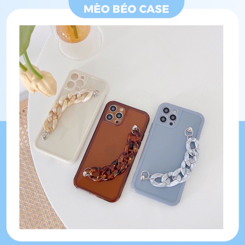 (SIÊU RẺ) Ốp lưng iphone trơn kèm dây xích đeo tay 7plus/8/8plus/x/xr/xs/11/12/13/pro/max/plus/promax