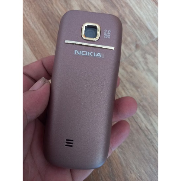 Điện thoại Nokia 2700  đã qua sử dụng kèm dây sạc