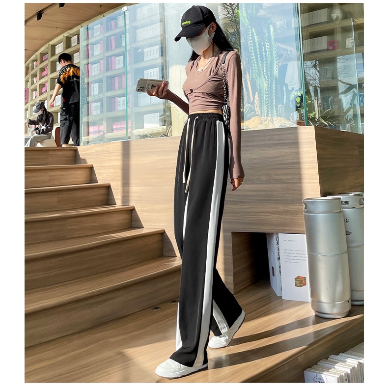 Quần Thể Thao Lưng Cao Ống Rộng Họa Tiết Kẻ Sọc Thời Trang Năng Động Cho Nữ