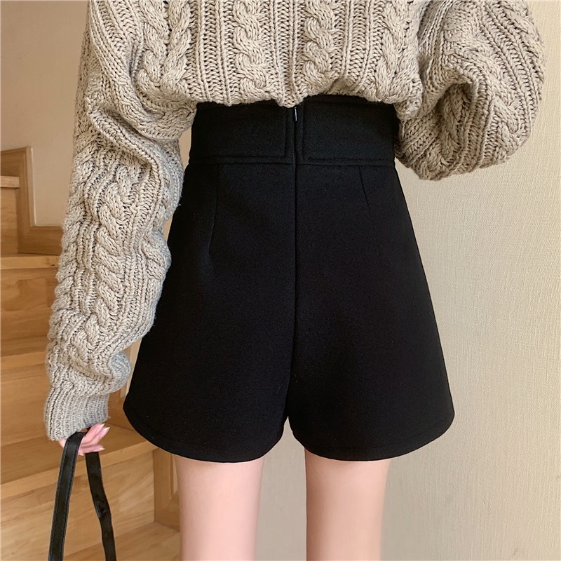 Quần short đùi cạp cao giả váy vạt chéo phối khuy cúc tôn dáng sooc vạt lệch lưng cao cực xinh milow recret quảng châul1