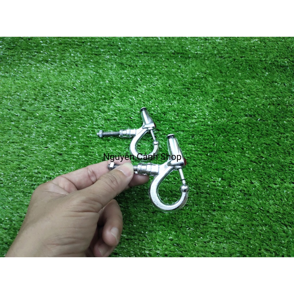 Cặp móc bấm treo đồ cho xe máy ốc 6li