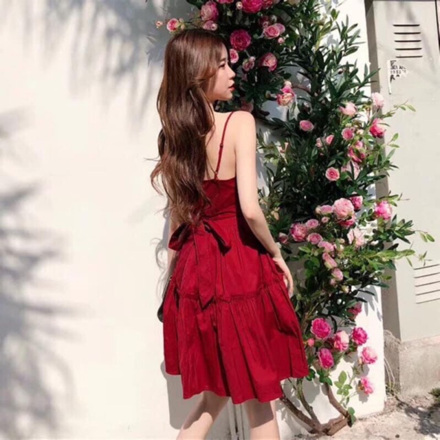 Váy hai dây thô ngắn