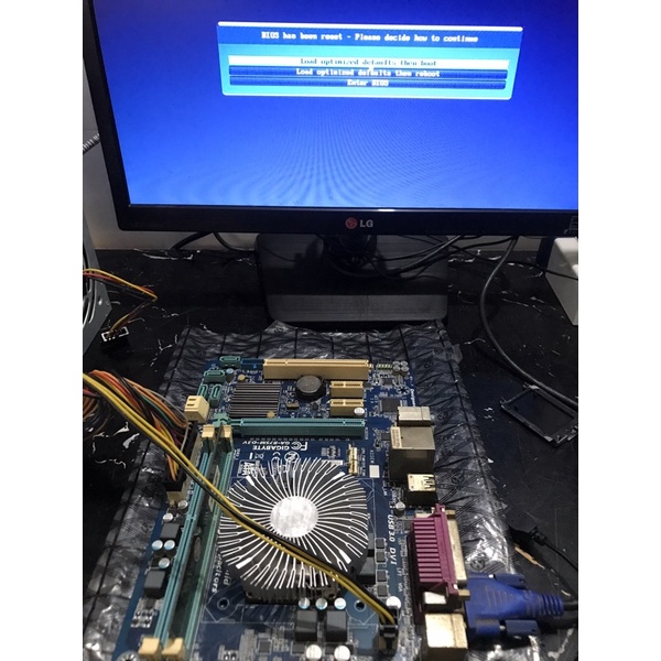 Mainboard gigabyte B75