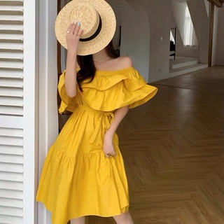 Váy trễ vai bèo