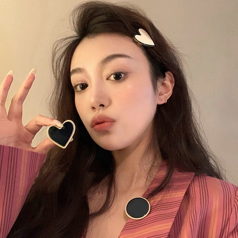 Kẹp Tóc Màu Trắng Đen Hình Trái Tim Phong Cách Hàn Quốc