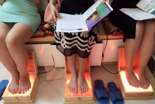 ĐÁ MUỐI MASSAGE CHÂN