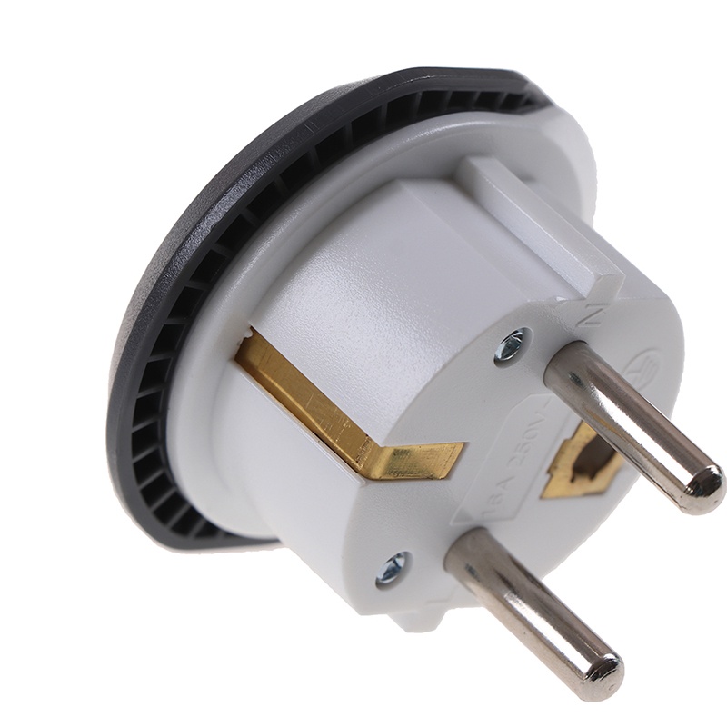 ### Đầu Chuyển Đổi Phích Cắm EU / US / US / AU Sang 16A Tiện Lợi