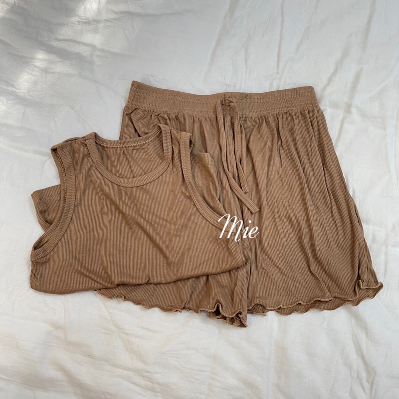 BỘ NGỦ CROPTOP MẶC NHÀ COTTON SIÊU MÁT MIE LOVE | BigBuy360 - bigbuy360.vn