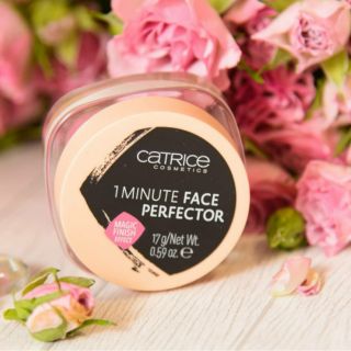 Phấn tươi Catrice 1 Minute Face Perfector tone 10.