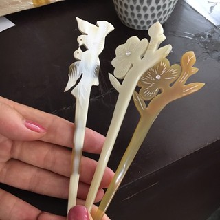 Trâm cài tóc bằng sừng khắc tay