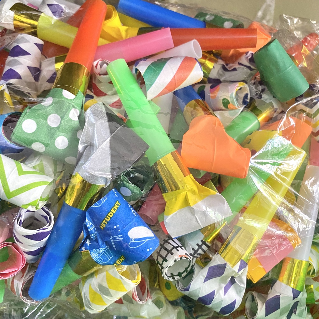 Còi thổi sinh nhật, đồ chơi giải trí cho bé