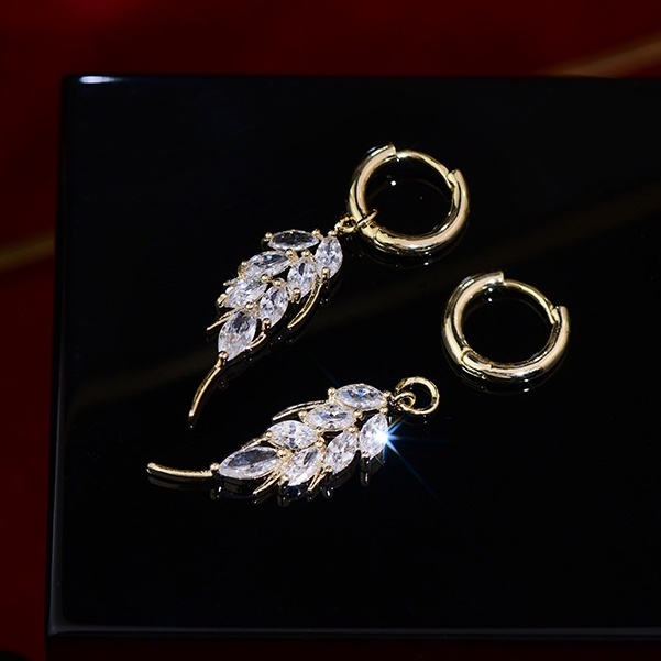 Khuyên Tai Hình Lá Đính Đá Zircon Phong Cách Hàn Quốc Thời Trang