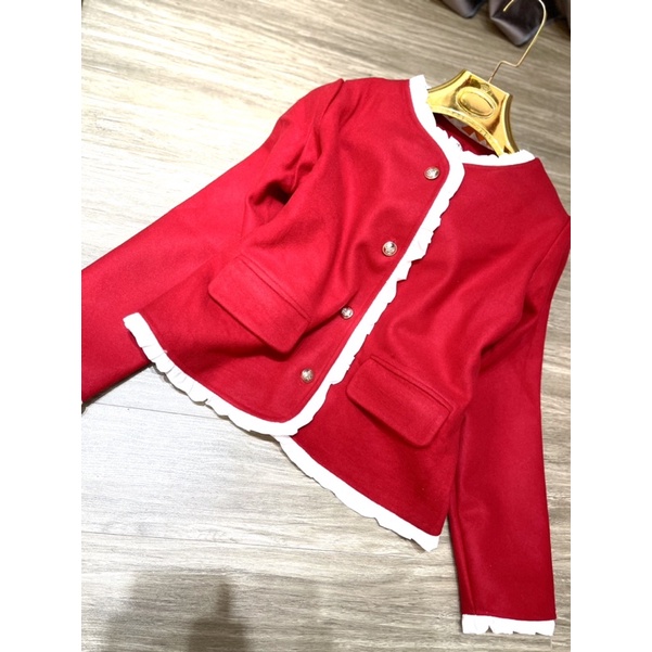 Thanh lý áo dạ hai màu đỏ và đen , chất vải dạ cao cấp