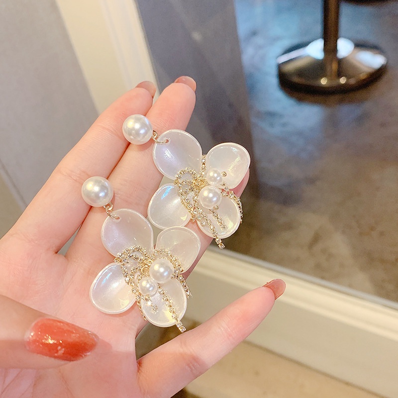 Bông Tai Hình Hoa Đính Ngọc Trai Thiết Kế Mới Thời Trang Theo Phong Cách Âu Mỹ