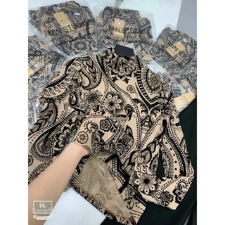 Áo thun lưới hoạ tiết QC