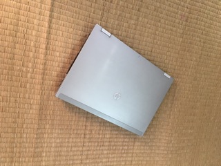 Laptop HP 8440p i5 thời trang
