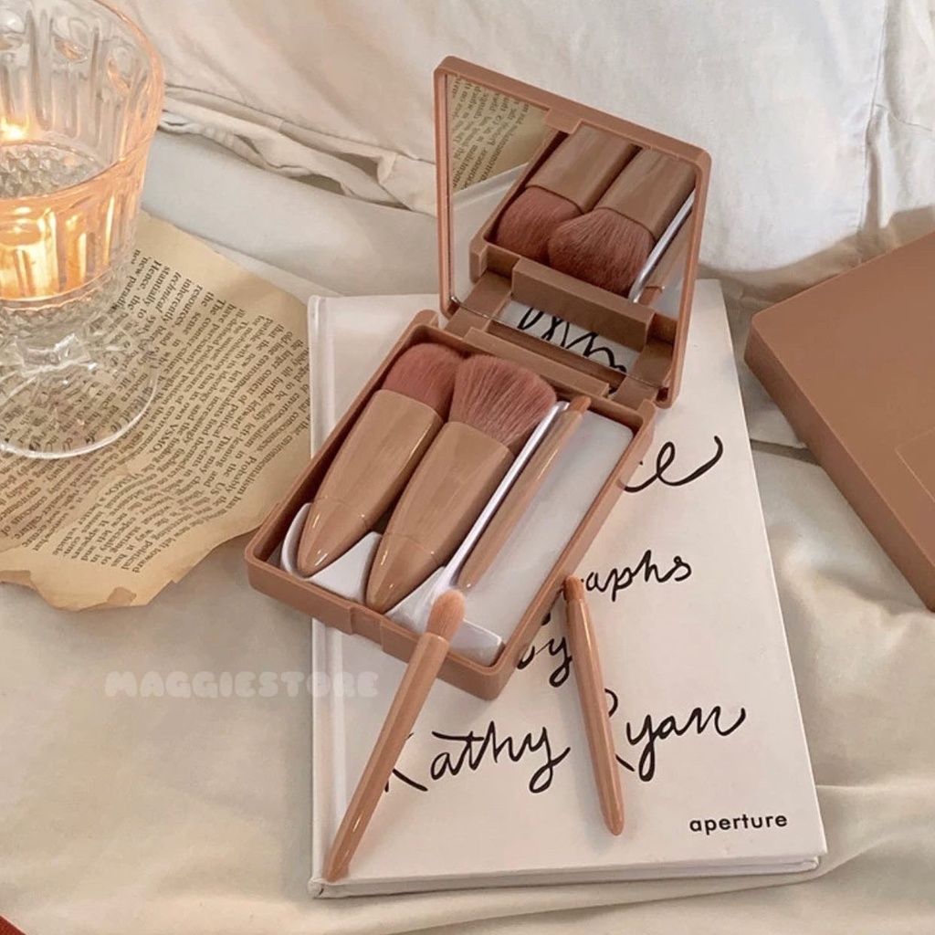 Bộ cọ nội địa Trung 5c kèm gương