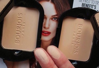 PHẤN PHỦ BOURJOIS SILK EDITION COMPACT POWDER