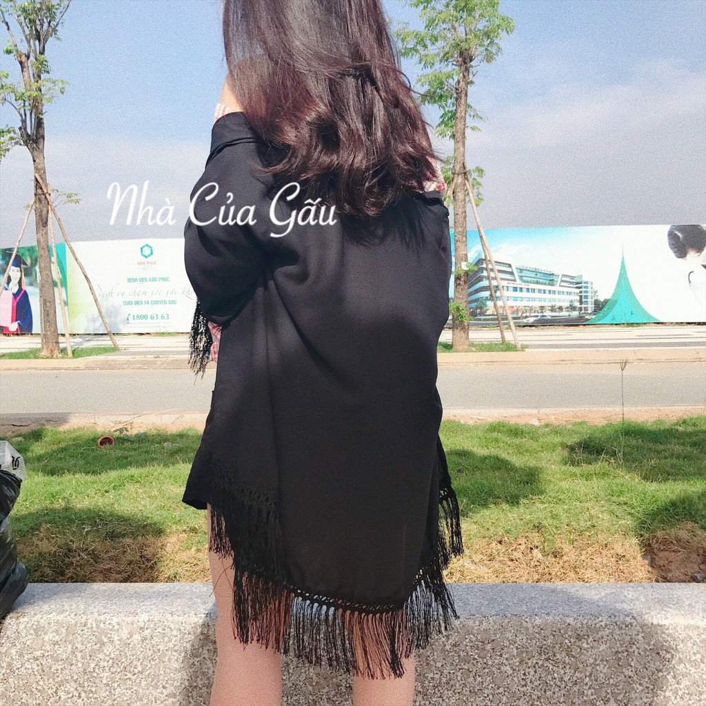 Áo khoác đi biển viền tay tua rua