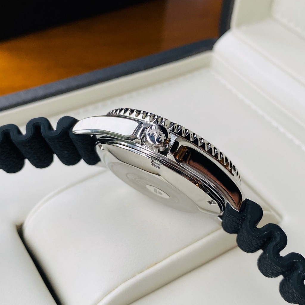 Đồng hồ Nam Orient Mako 3 RA-AA0006L19B Automatic Mặt xanh,Lịch thứ ngày,Vòng Benzel-Máy cơ-Dây cao su-Size 42mm