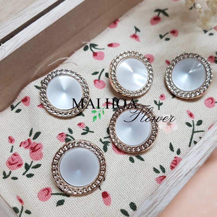 Set 10 chiếc khuy nút cài áo vest, cúc cài áo khoác bằng nhựa size 2,5cm, Maihoaflower