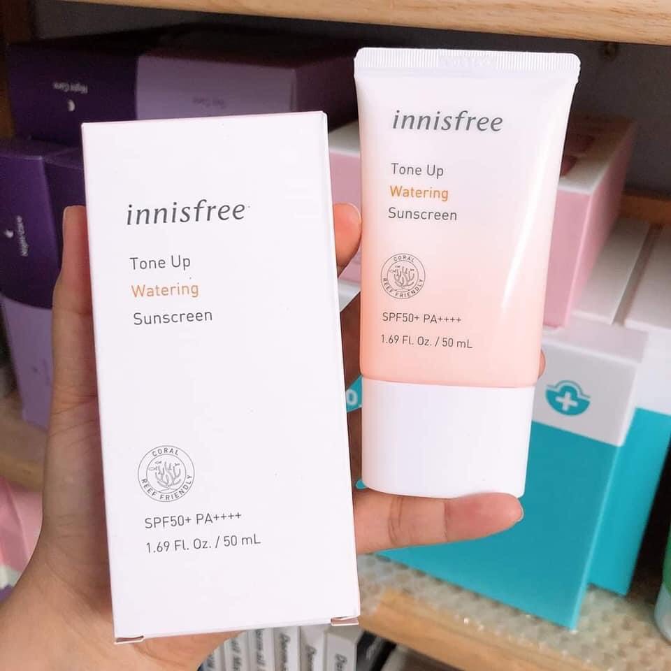 Kem Chống Nắng Innisfree Tone Up Watering Sunscreen SPF50+PA++++ dành cho da khô