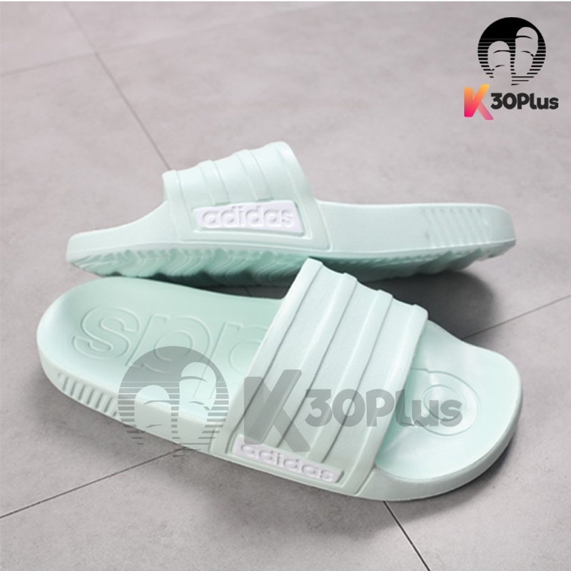 Dép Đúc Đi Mưa, Cân Mọi Loại Thời Tiết