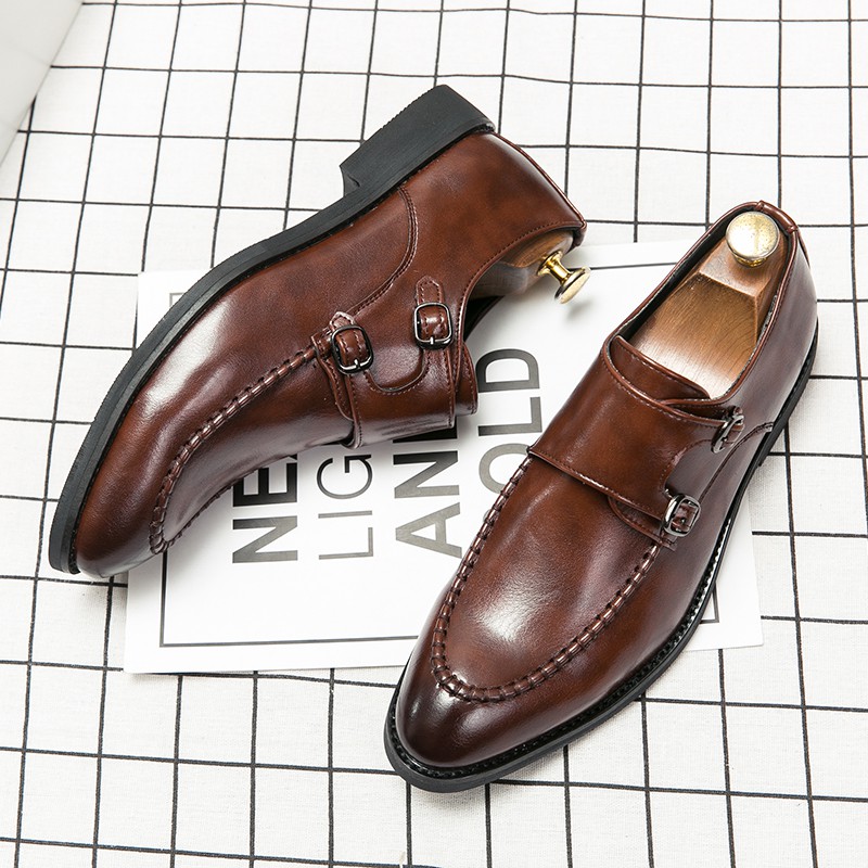 Luxury pointed-toe leather shoes for men