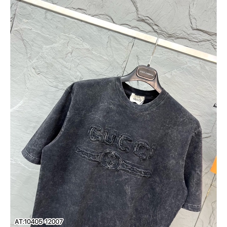 Áo phông nam guci  xám tay ngắn cổ tròn  chất liêu  vải ctoong  bò giày dặn dược in chữ nổi đẹp